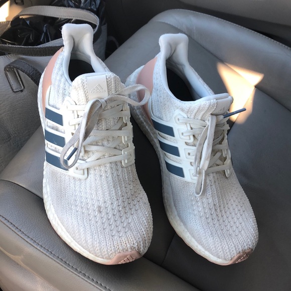 adidas Shoes - Adidas ultraboost